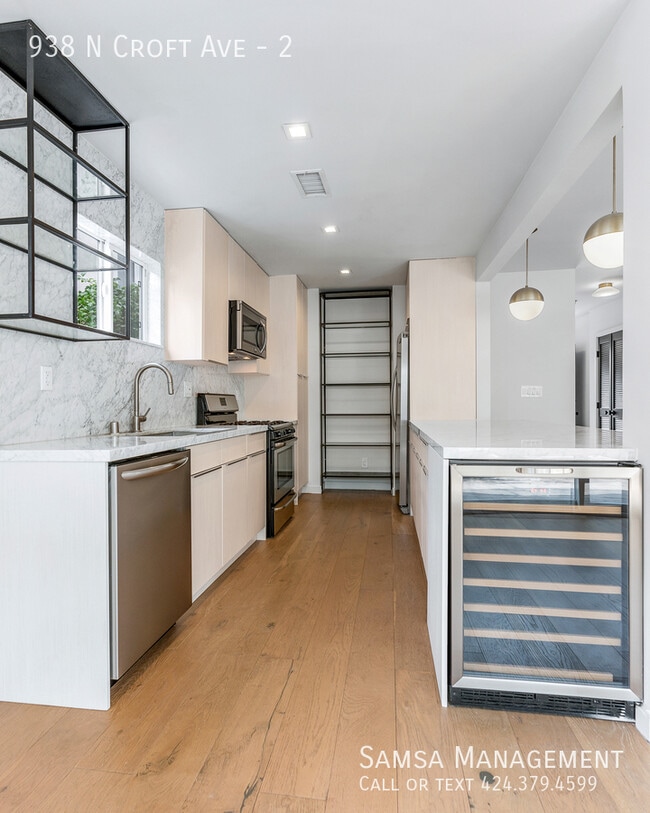938 Croft Ave in Los Angeles, CA - Building Photo - Building Photo