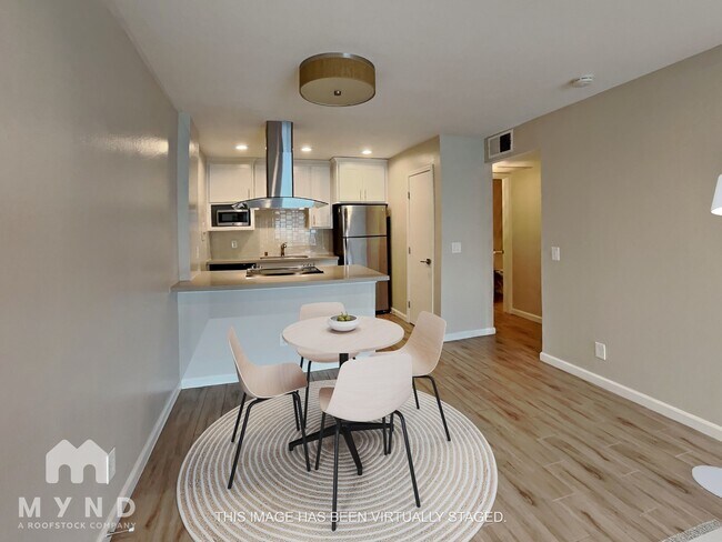 2522 T St in Sacramento, CA - Building Photo - Building Photo