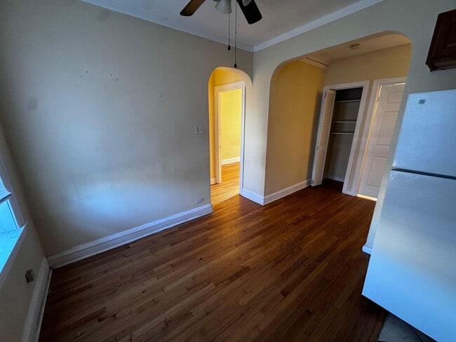 2700 N Laramie Ave in Chicago, IL - Building Photo - Building Photo