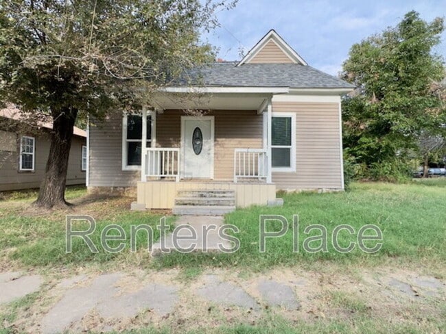 property at 517 N 9th St