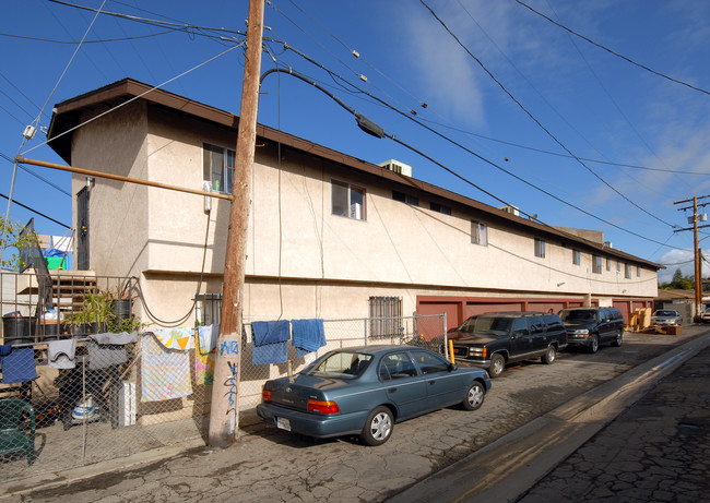 1446-1448 S Woods Ave in Los Angeles, CA - Building Photo - Building Photo