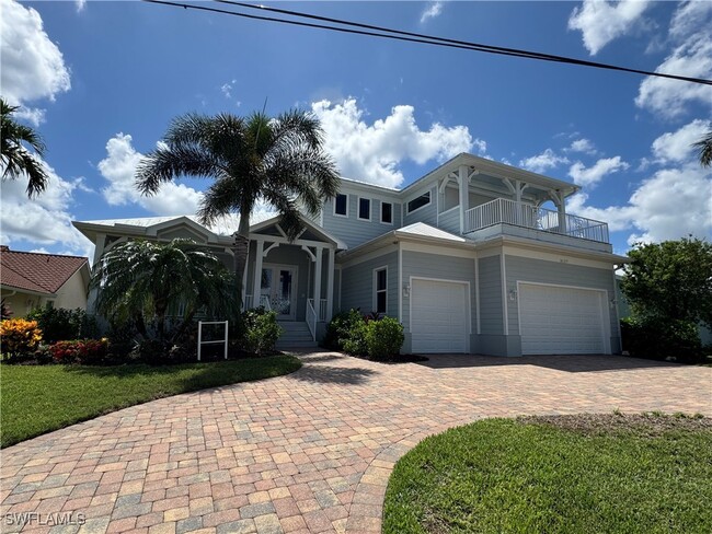 3127 SE 22nd Pl in Cape Coral, FL - Building Photo - Building Photo