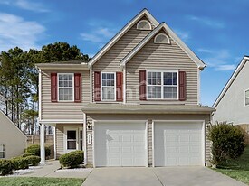 318 Timber Meadow Lake in Fuquay Varina, NC - Building Photo