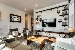 706 N Racine Ave in Chicago, IL - Building Photo