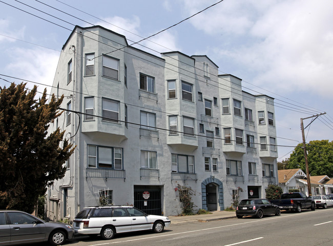 The Oakland Avenue Apartments in Oakland, CA - Building Photo - Building Photo