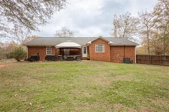 20 Doctors Ct in Dalzell, SC - Building Photo - Building Photo