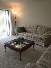 328 Mariner Dr in Tarpon Springs, FL - Building Photo - Building Photo