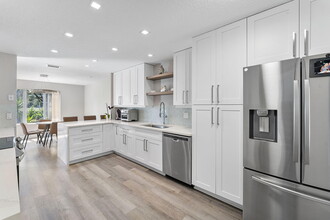 6706 Boca Pines Trail in Boca Raton, FL - Building Photo - Building Photo