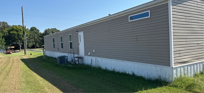 129 W Spruce in Lockesburg, AR - Building Photo - Building Photo
