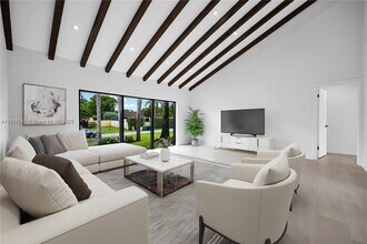 8324 SW 168th Terrace in Palmetto Bay, FL - Building Photo - Building Photo