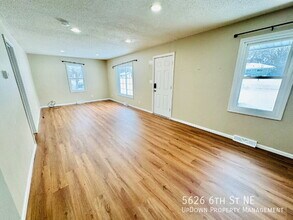 5626 6th St NE in Fridley, MN - Building Photo - Building Photo
