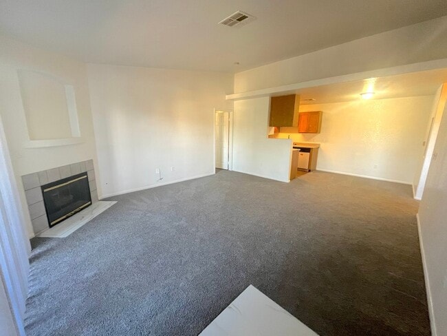 property at 4730 E Craig Rd