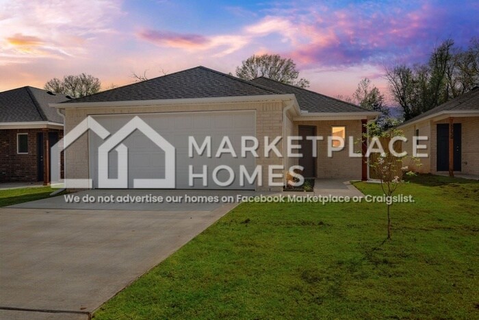 8736 Preston Wood Dr in Fort Smith, AR - Building Photo