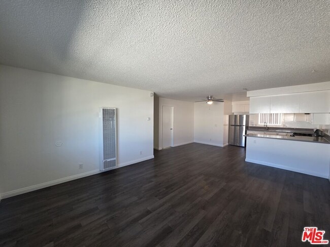 11716 Oxford Ave in Hawthorne, CA - Building Photo - Building Photo