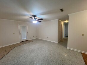 110 Hillside Ct in Daleville, AL - Building Photo - Building Photo