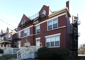 Fulton Chateau in Cincinnati, OH - Building Photo