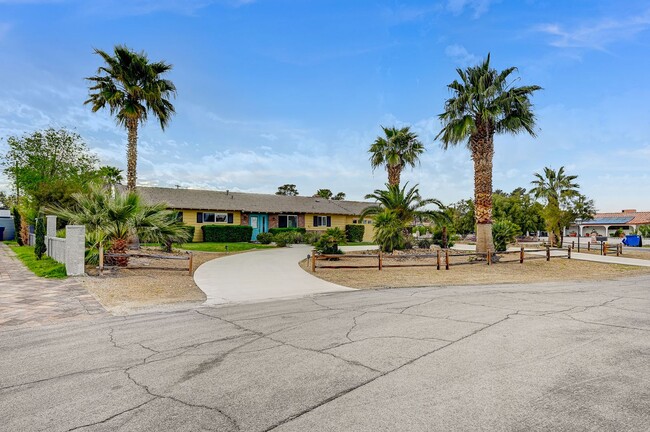 property at 4669 Saddle Pl