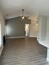 3154 Nutmeg Pl in Hanford, CA - Building Photo - Building Photo