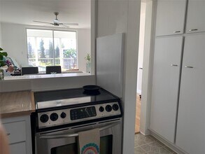 2851 Leonard Dr in Aventura, FL - Building Photo - Building Photo