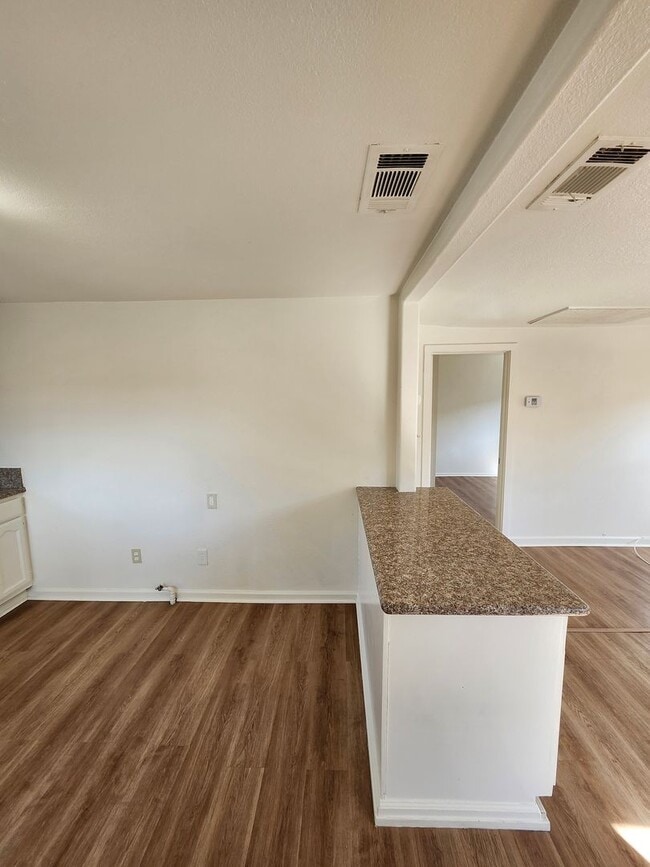 1977 N F St in San Bernardino, CA - Building Photo - Building Photo