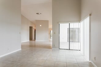 11471 Whisper Sound Dr in Boca Raton, FL - Building Photo - Building Photo