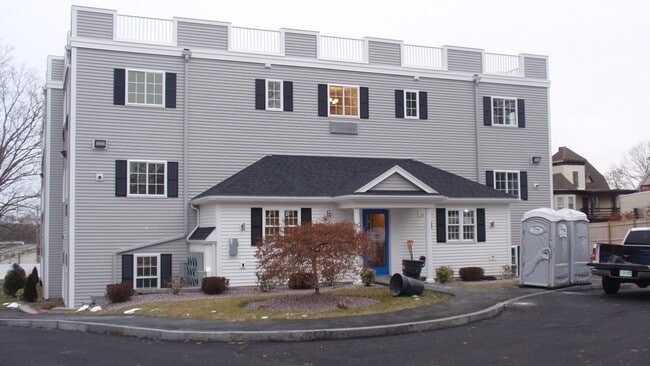 property at 20 W Rosseter St