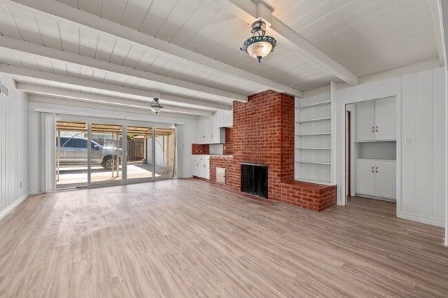 property at 4910 Gary St