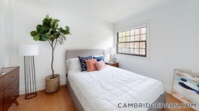 1200 Massachusetts Ave in Cambridge, MA - Building Photo - Building Photo