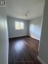 26 Activa Ave in Kitchener, ON - Building Photo - Building Photo