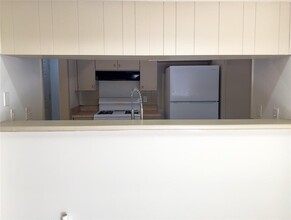 7206 Creekside Dr in Austin, TX - Building Photo - Building Photo