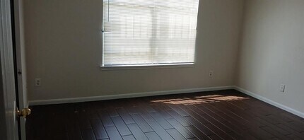 9711 Shive Dr in Houston, TX - Building Photo - Building Photo