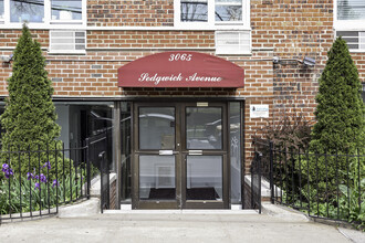 3065 Sedgwick Ave in Bronx, NY - Building Photo - Building Photo