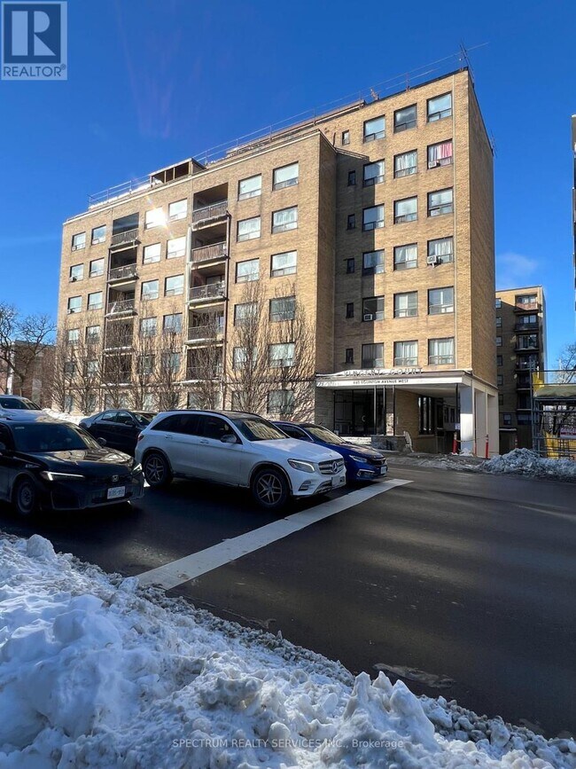 property at 660 Eglinton Ave W