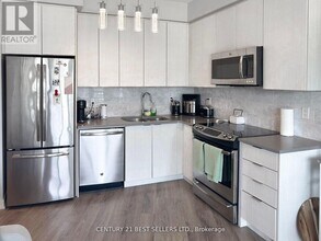 50-1050 Bruyeres Mews in Toronto, ON - Building Photo - Building Photo