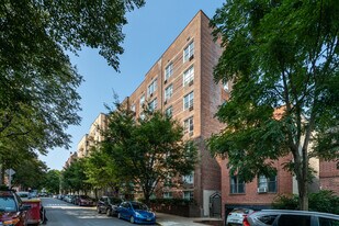 65 Park Ter W in New York, NY - Building Photo