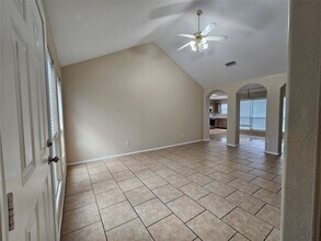500 Birch Cluster Ct in Conroe, TX - Building Photo - Building Photo