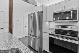 819 Blooming Glen Rd in Perkasie, PA - Building Photo