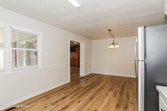 1628 Greenland Park Cir in Shelbyville, KY - Building Photo - Building Photo