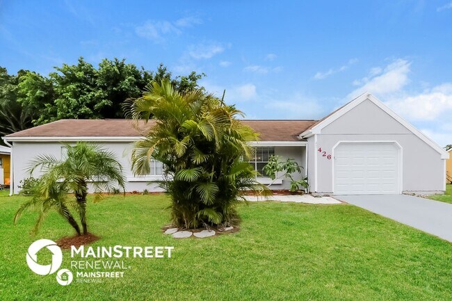 426 SW Eastport Cir in Port St. Lucie, FL - Building Photo - Building Photo