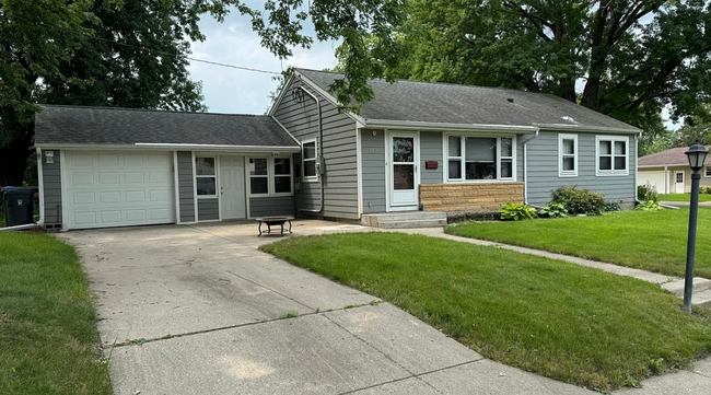 property at 123 Dolph Rd