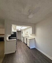 1579 Lincoln Ave in San Rafael, CA - Foto de edificio - Building Photo