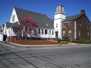 99 Essex St in Melrose, MA - Building Photo - Building Photo