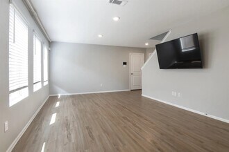 22014 Birchwood River Trl in New Caney, TX - Building Photo - Building Photo