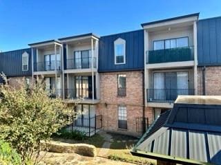 property at 2475 Underwood St