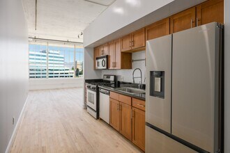 420 San Pedro St in Los Angeles, CA - Building Photo - Building Photo