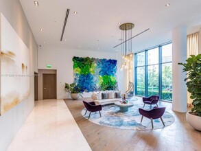 650 NE 32nd St, Unit 3406 in Miami, FL - Building Photo - Building Photo