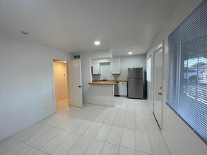 6801 E Cheery Lynn Rd in Scottsdale, AZ - Building Photo - Building Photo