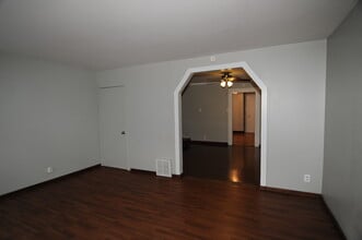 375 Elm Ave in Kingston, PA - Building Photo - Building Photo