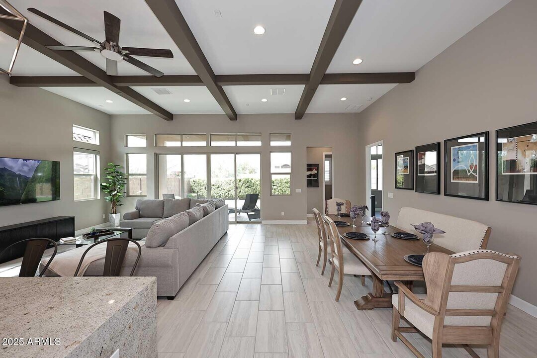 7652 E Camino Del Monte in Scottsdale, AZ - Building Photo