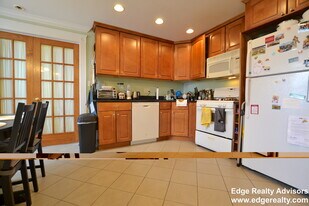 11 Orkney Rd, Unit 1 in Boston, MA - Building Photo